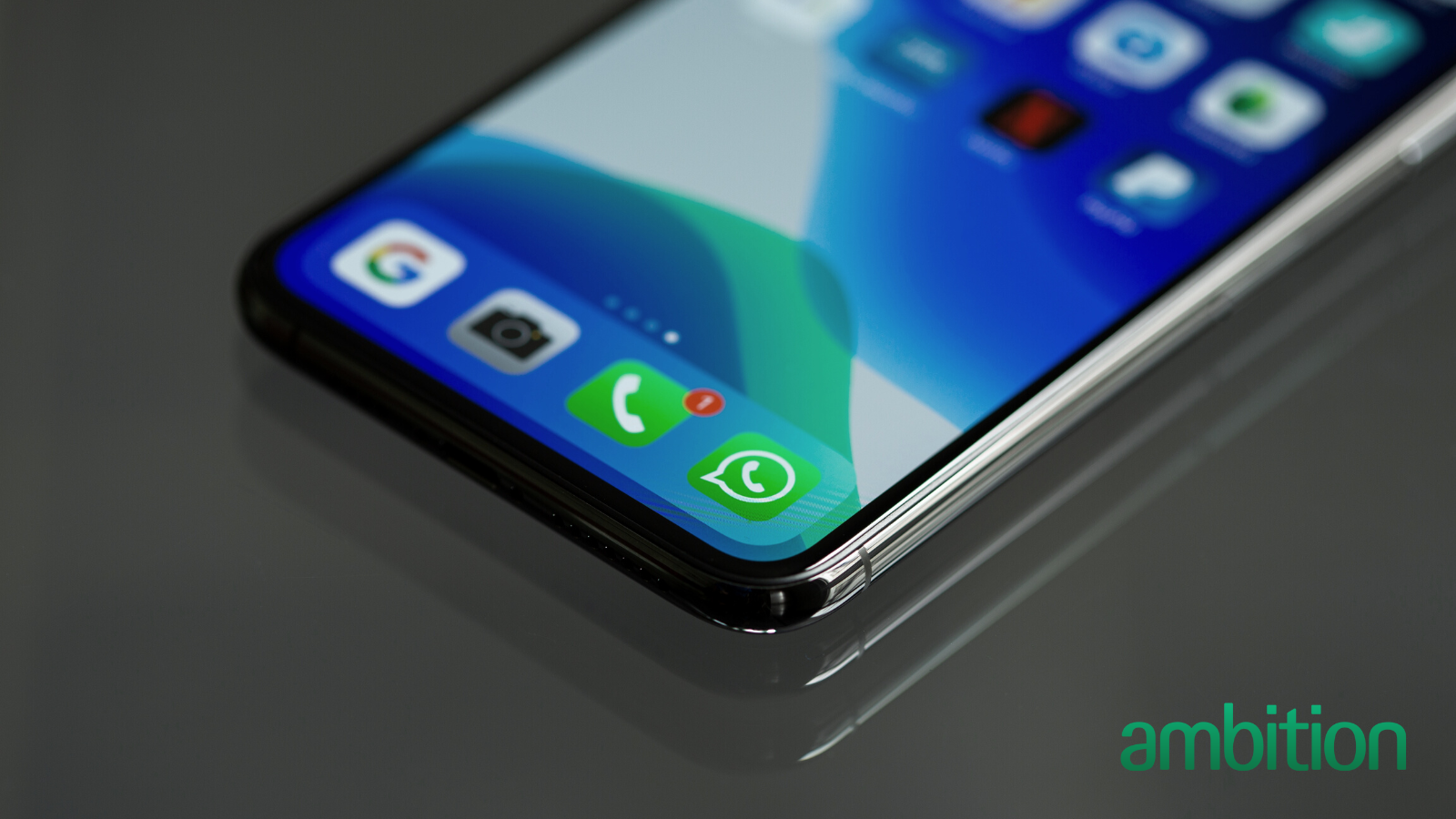 Phone and Whatsapp icon