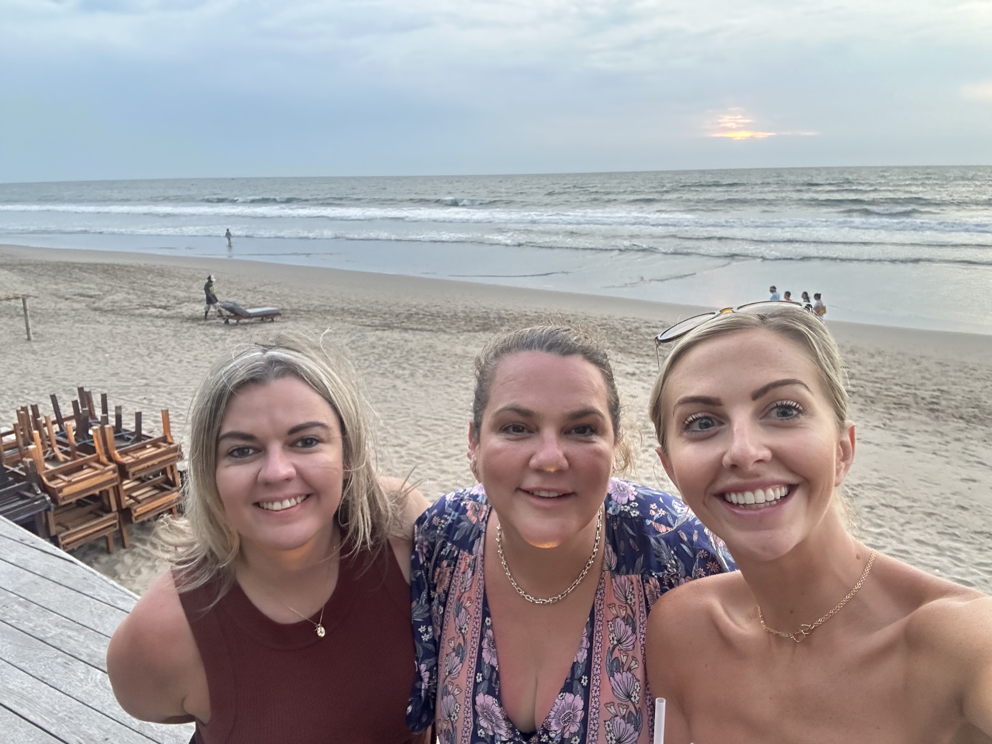 Yole, Ky & GG on beach.png